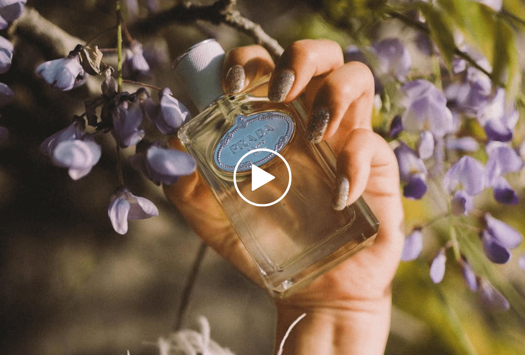 Prada ha scelto la terra delle Sirene per il tour promozionale del nuovo profumo Les Infusion. Il Relais ha accolto fashion blogger, giornalisti e guru della moda.